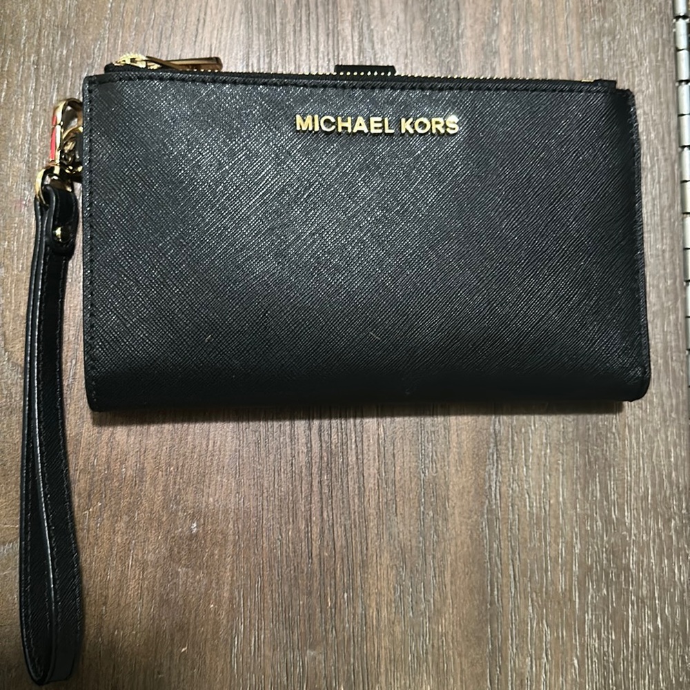 Black wallet MK